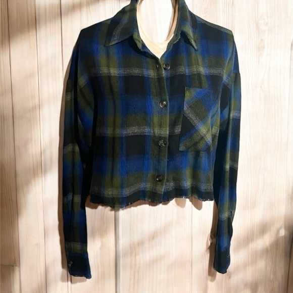 Mimosa Blue/Green/Black Cropped Flannel Shirt, size M - Picture 2 of 8